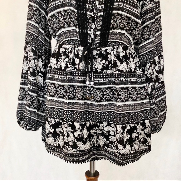 House of Harlow 1960 Ainsley Button Front Romper - Picture 4 of 8